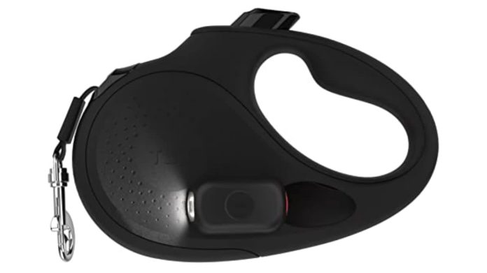 Love evening walks with your pup? This retractable leash has a built-in flashlight and bag holder
